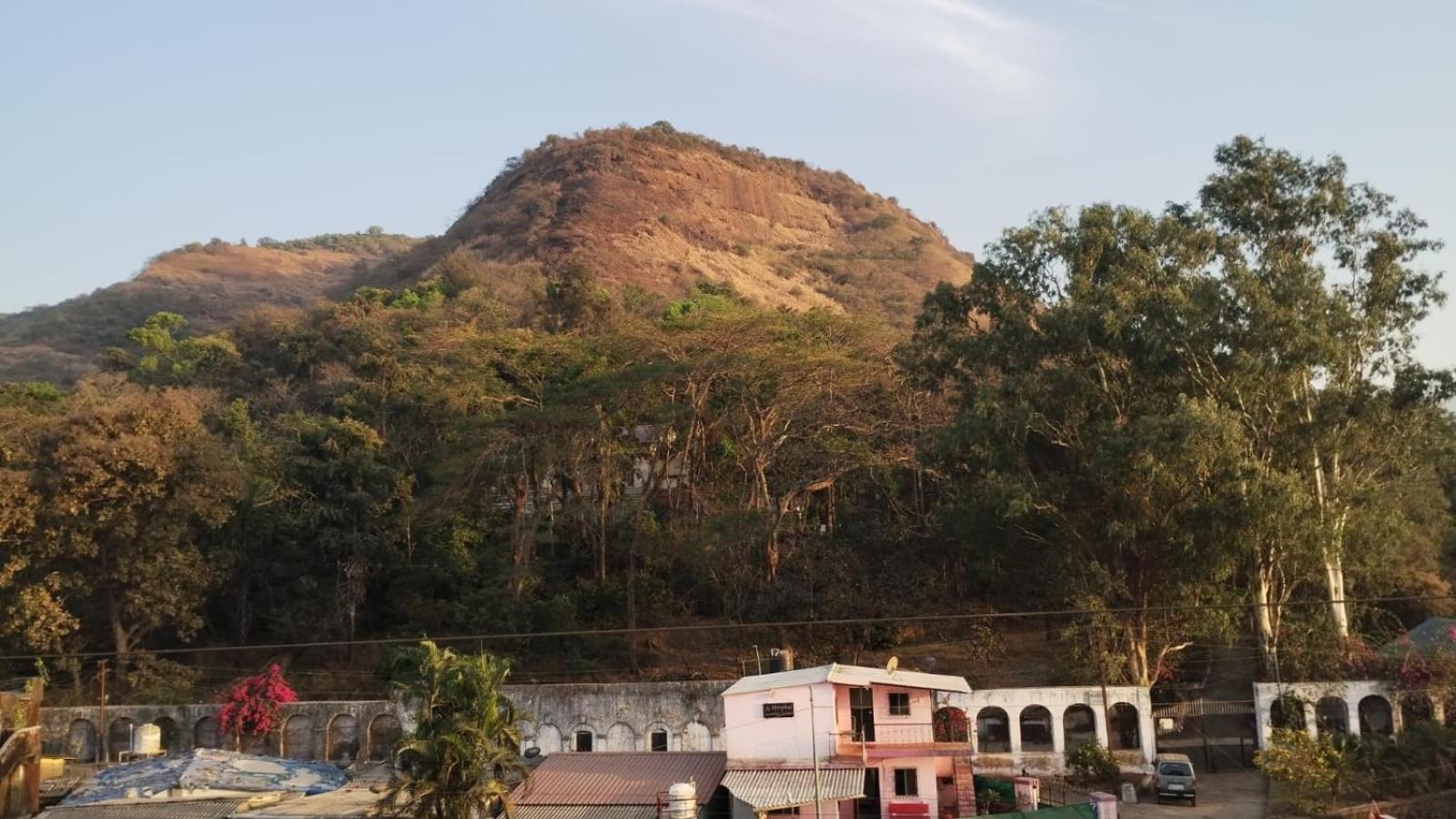 Blue Bell Homestay Lonavala Exterior photo